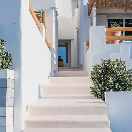 Villa Thea Collection *